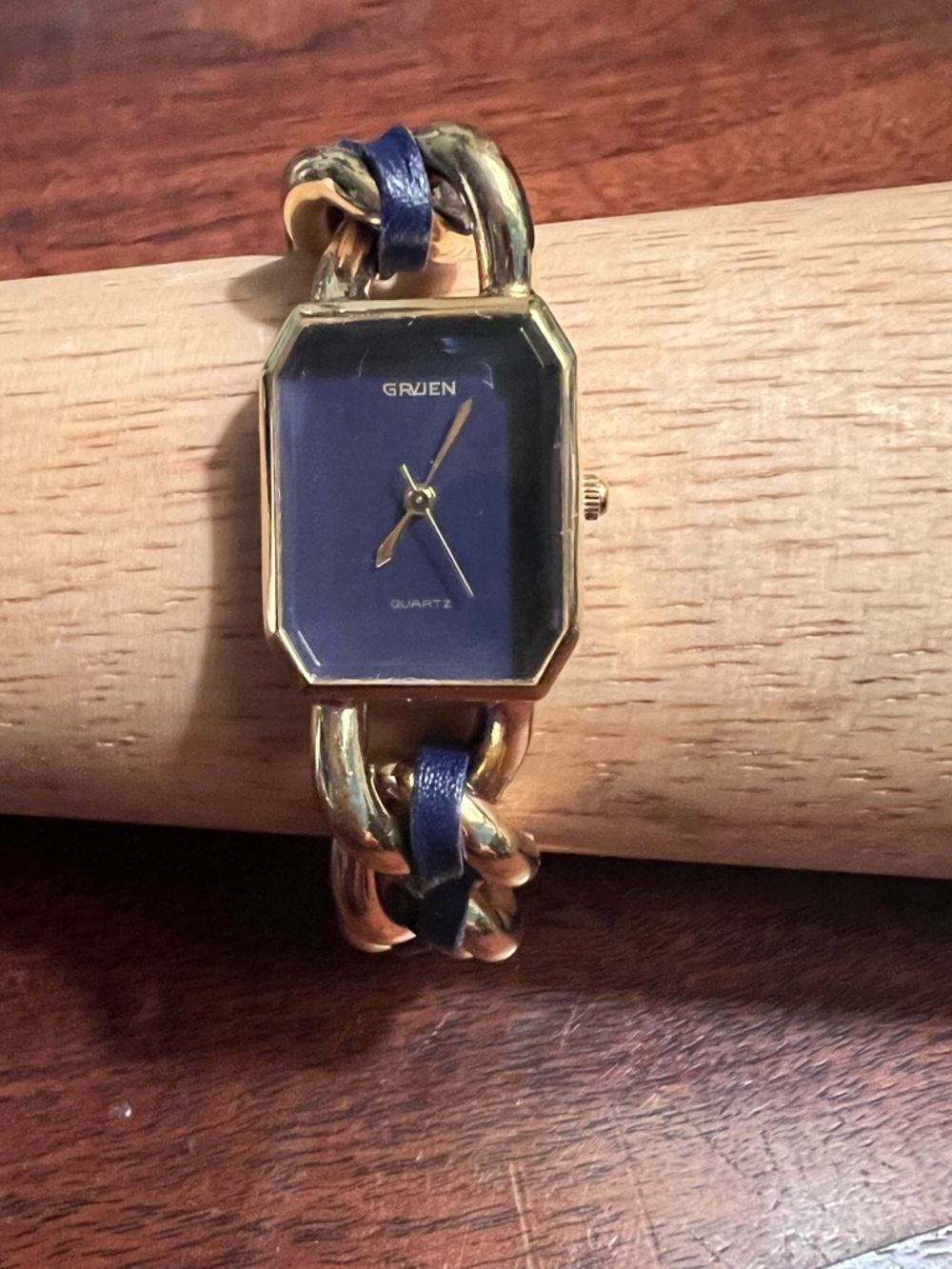 Vintage Gruen Chain Link Gold Tone Bracelet Watch Blue Dial Japan movement